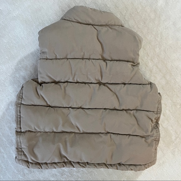 Baby Gap sleeveless puffy jacket size 18-24m - Picture 2 of 6